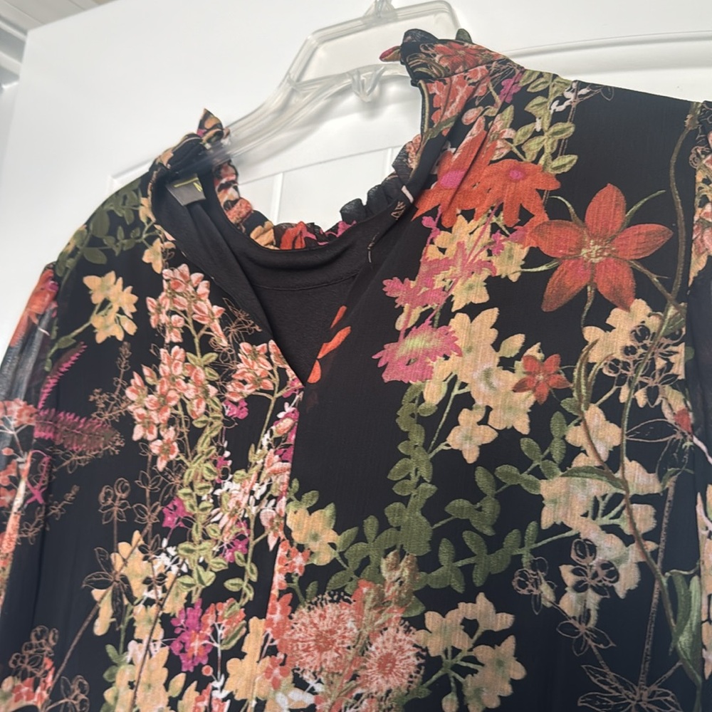 Darling little dress!!! - Picture 4 of 7